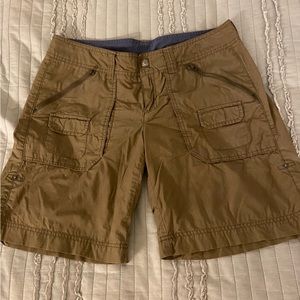 Athleta Womens cargo shorts; size 8; EUC